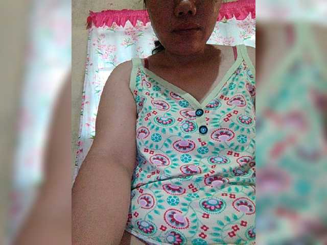 Live sex webcam photo for Yhummy #277080900