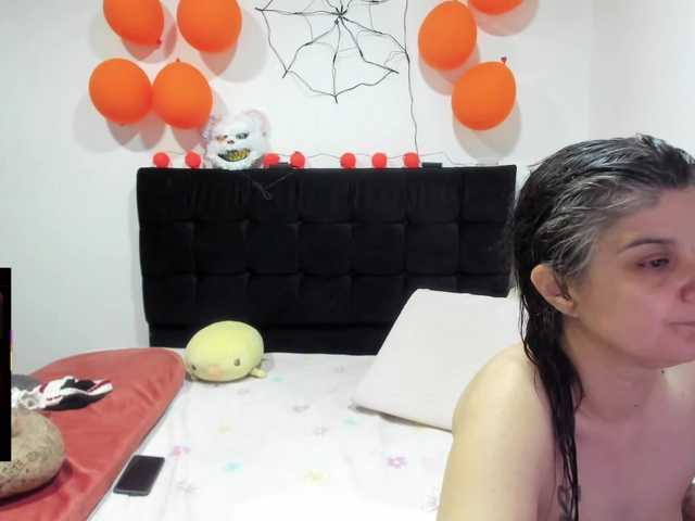 Live sex webcam photo for Yin-yanghot #292187285