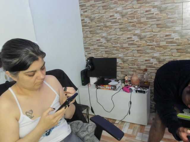 Live sex webcam photo for Yin-yanghot #292338575