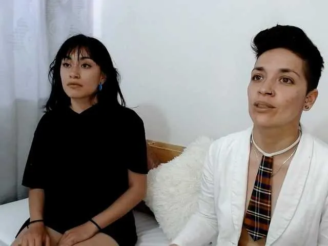 Live sex webcam photo for Yingyang-mwc #272709472