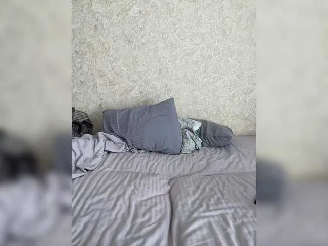 Live sex webcam photo for Ylia2111-1 #281686191