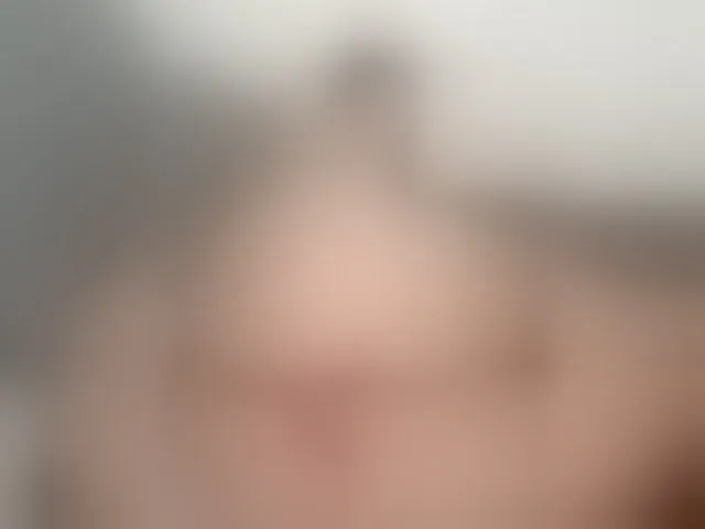 Live sex webcam photo for Ylia2111-1 #294151599