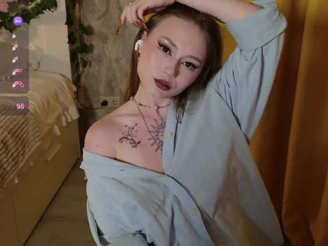 Live sex webcam photo for YoPixie #291754027