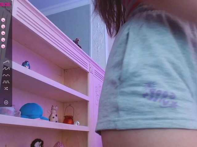 Live sex webcam photo for YokoRiko #273928644