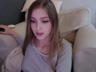Live sex webcam photo for Yolluna #176428128