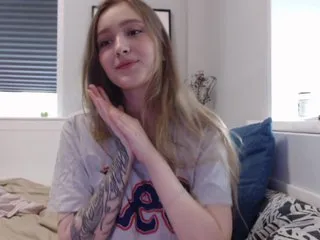 Live sex webcam photo for Yolluna #229844809