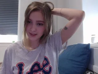 Live sex webcam photo for Yolluna #229854392