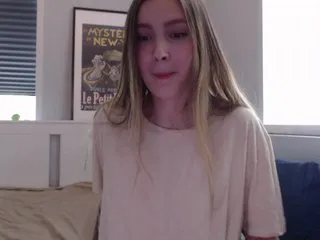 Live sex webcam photo for Yolluna #233512631