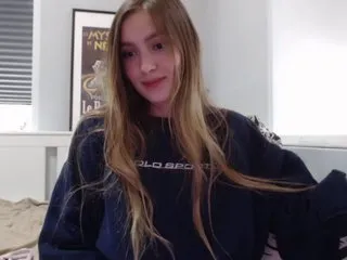 Live sex webcam photo for Yolluna #233967471