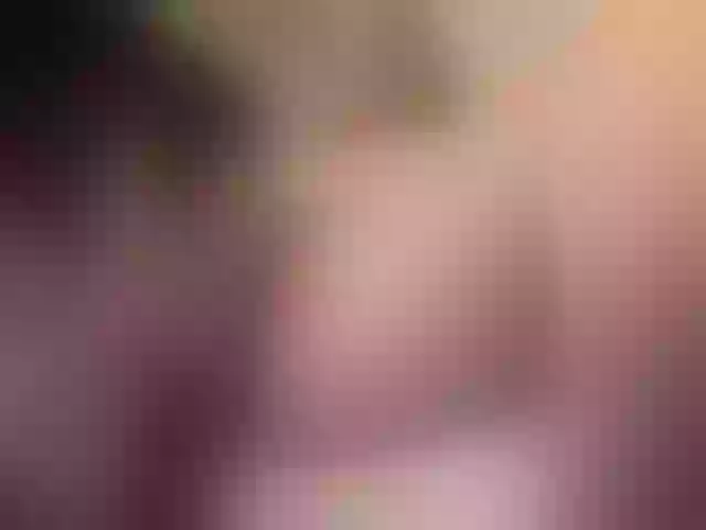 Live sex webcam photo for YoloLove #290490299