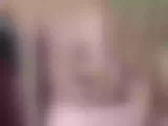 Live sex webcam photo for YoloLove #292108350