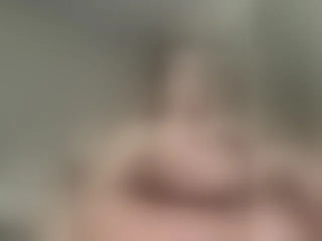 Live sex webcam photo for YoloLove #292528953