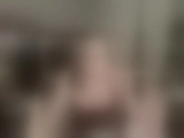 Live sex webcam photo for YoloLove #293856768