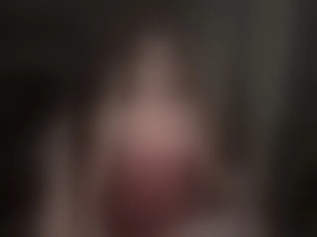 Live sex webcam photo for YoloLove #293863867