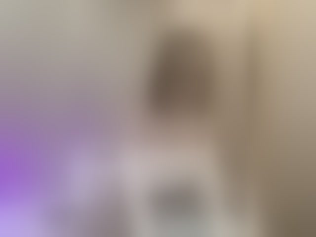 Live sex webcam photo for YoloLove #294325307