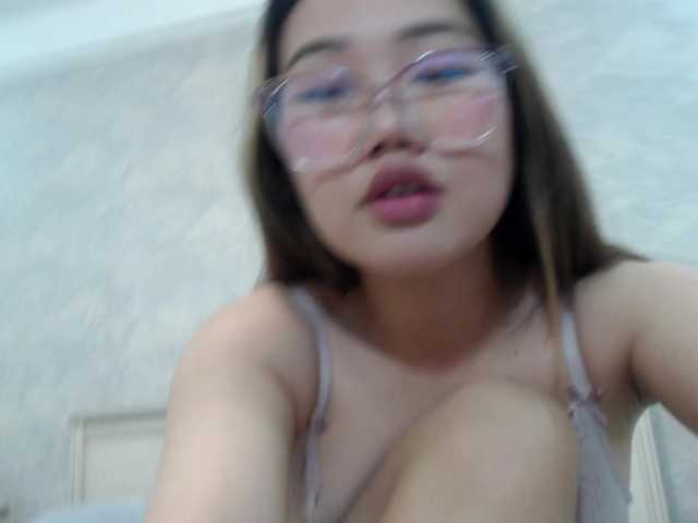 Live sex webcam photo for YookoPie #288084130