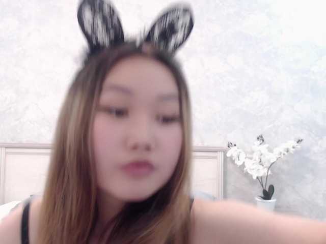 Live sex webcam photo for YookoPie #288084142