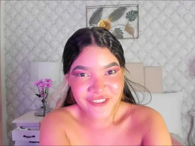 Live sex webcam photo for Yoshira1 #276215048