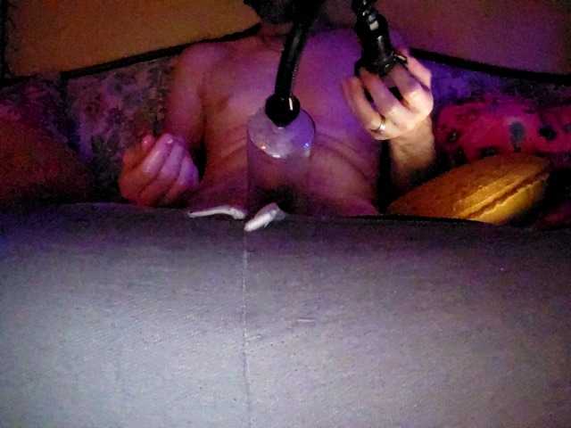 Live sex webcam photo for YouPSdriver #277620184