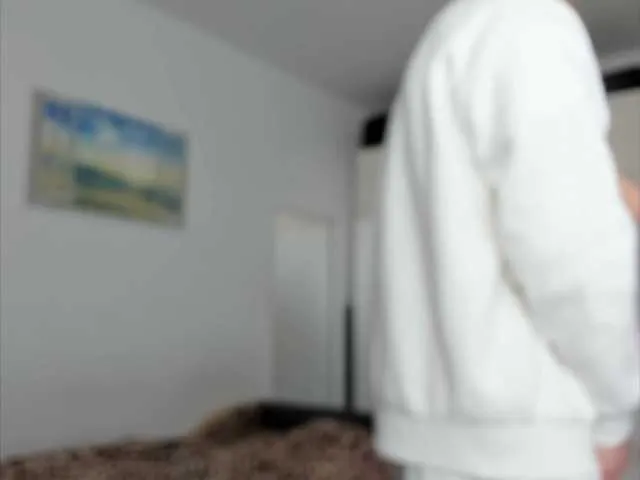 Live sex webcam photo for YoungCrazyHot #290614820