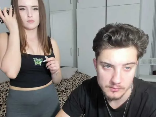 Live sex webcam photo for YoungCrazyHot #290671801