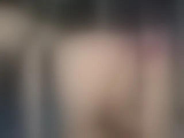 Live sex webcam photo for YoungMilf #277901688