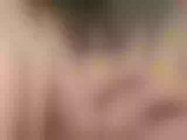 Live sex webcam photo for YoungMilf #278137717