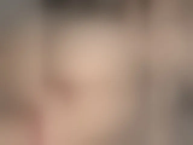 Live sex webcam photo for YoungMilf #290412334
