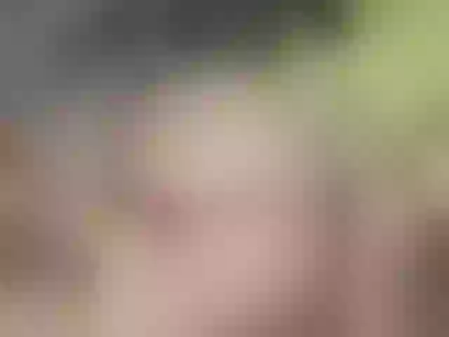 Live sex webcam photo for YoungMilf #291025857