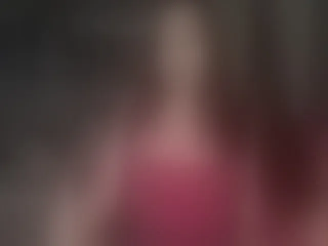 Live sex webcam photo for YoungMilf #293507056