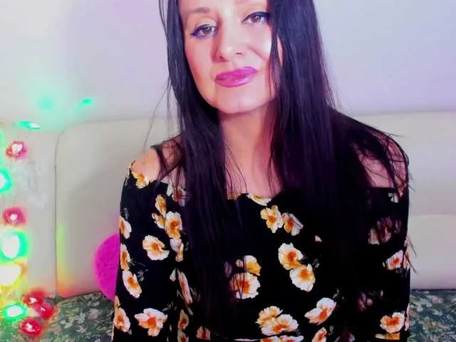 Live sex webcam photo for YoungSheep #277152569