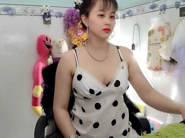 Live sex webcam photo for Youngsee69 #291022847
