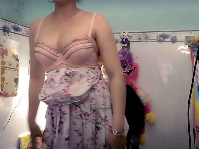 Live sex webcam photo for Youngsee69 #291064935