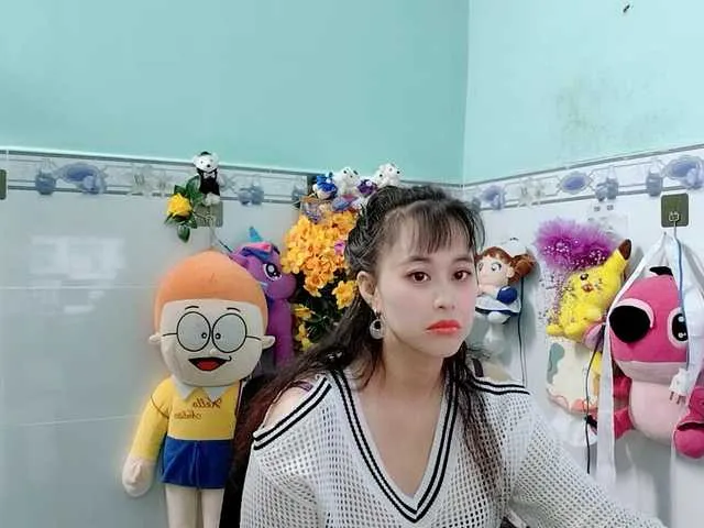 Live sex webcam photo for Youngsee69 #291137833