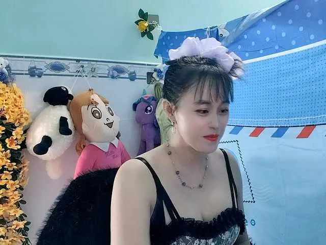 Live sex webcam photo for Youngsee69 #291306483