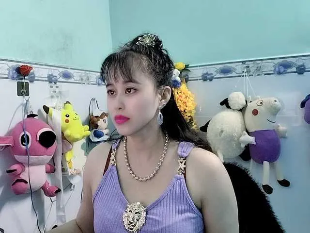 Live sex webcam photo for Youngsee69 #291452661