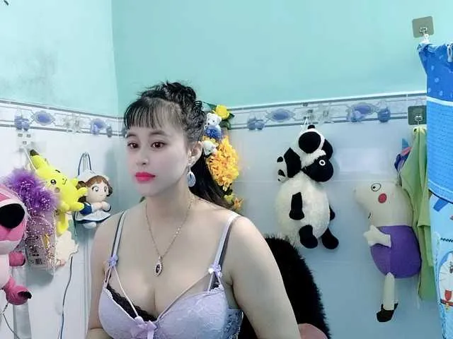 Live sex webcam photo for Youngsee69 #291503891