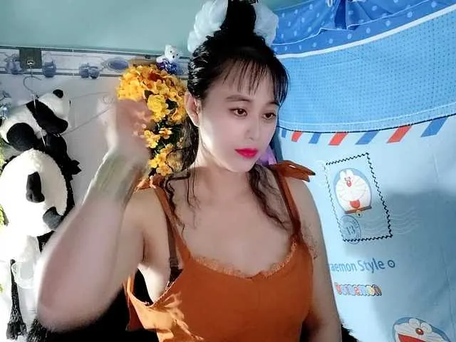 Live sex webcam photo for Youngsee69 #291626329