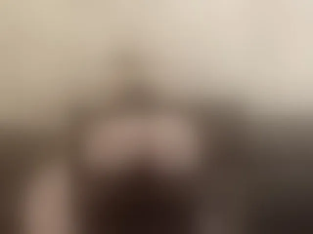 Live sex webcam photo for Your-Girlfriend #292806766