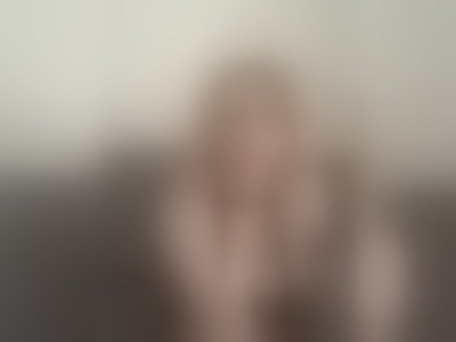 Live sex webcam photo for Your-Girlfriend #294035041