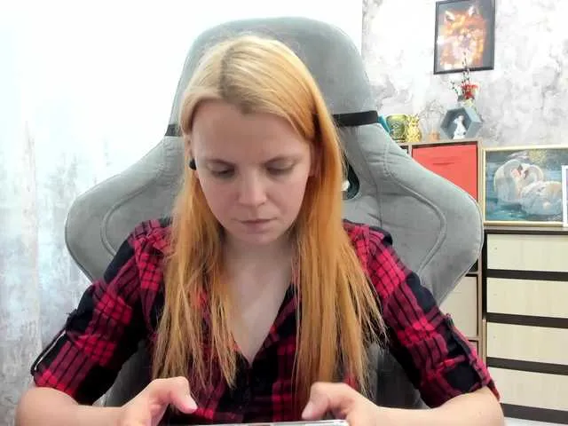 Live sex webcam photo for Your-Love #275543917