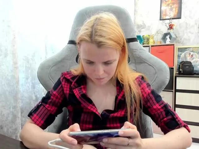 Live sex webcam photo for Your-Love #275560747