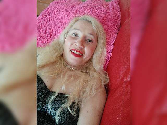 Live sex webcam photo for Your-Mila #276369259