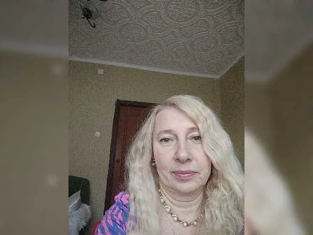 Live sex webcam photo for Your-Mila #276592288