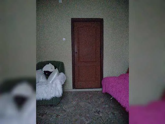 Live sex webcam photo for Your-Mila #276701519