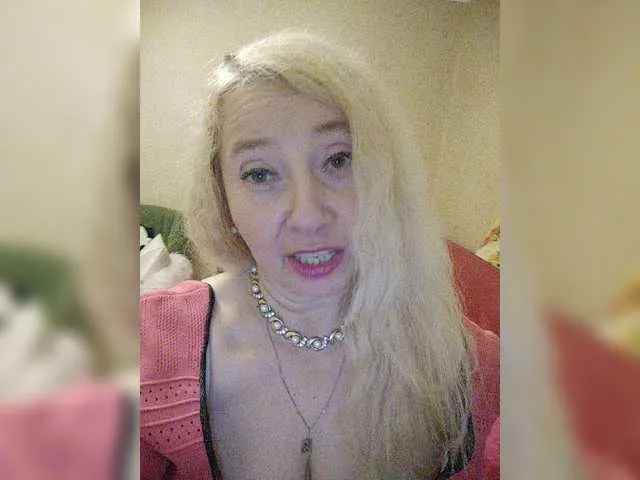 Live sex webcam photo for Your-Mila #276704983