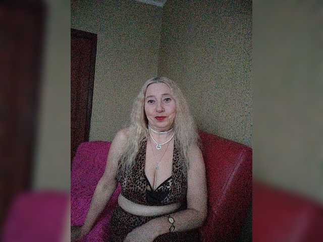 Live sex webcam photo for Your-Mila #277235441