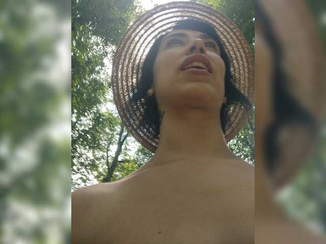 Live sex webcam photo for Your-Zlata #273957482