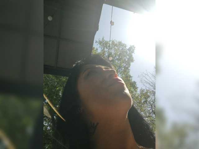 Live sex webcam photo for Your-Zlata #274136208