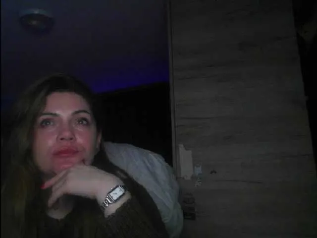 Live sex webcam photo for YourDesire36 #272301348